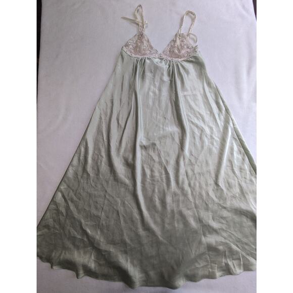 VINTAGE Valentino Intimo Slip Medium Green No Tags‎ Intimates Lace Nightgown - Picture 1 of 16